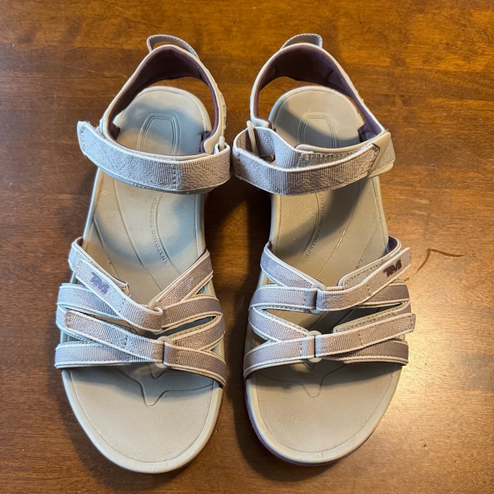 Teva Women’s Sandals S/N 4266 Size US 12